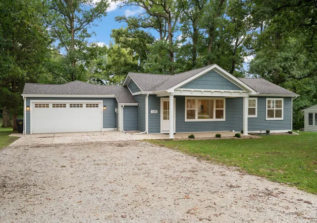 Photo 2 of Single family home for sale at 155 Spectacle Dr, Valparaiso, IN 46383 | MLS# 845821 | Listing updated on 2026-09-24