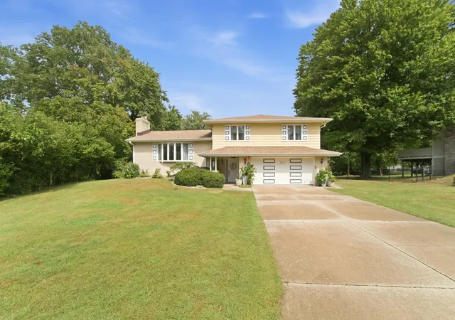 Photo 1 of Single family home for sale at 305 Lady Ln, Michigan City, IN 46360 | MLS# 845605 | Listing updated on 2026-09-19