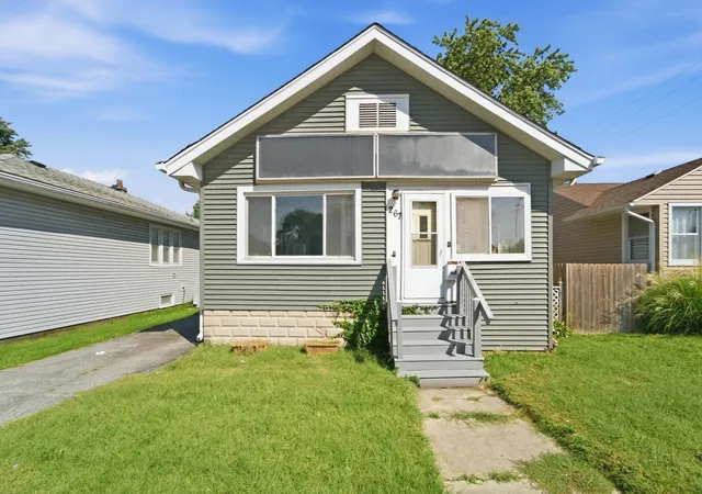 Photo 1 of Single family home for sale at 267 173rd Street, Hammond, IN 46324 | MLS# 845710 | Listing updated on 2026-09-22