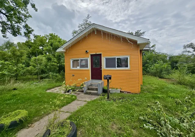 Photo 2 of Single family home for sale at 3930 Madison St, Gary, IN 46408 | MLS# 845909 | Listing updated on 2026-09-25