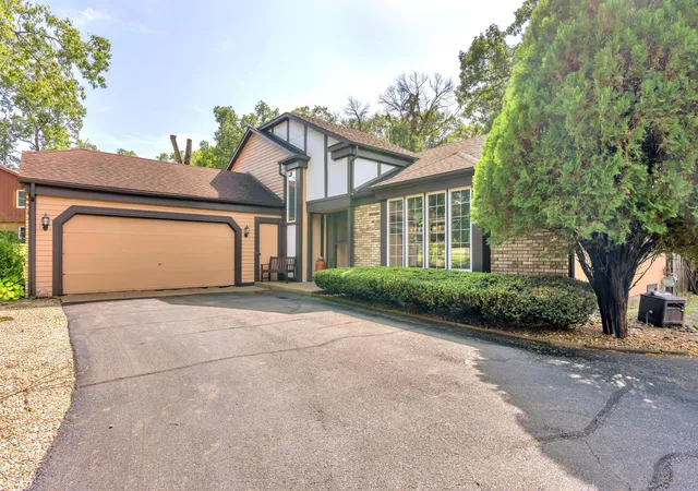 Single family home for sale at 9796 N David Ct, DeMotte, IN 46310 | MLS# 845633