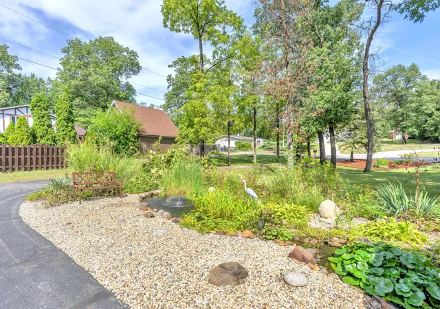 Photo 3 of Single family home for sale at 9796 N David Ct, De Motte, IN 46310 | MLS# 845633 | Listing updated on 2026-09-20