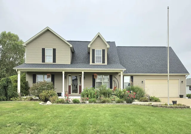 Single family home for sale at 864 Jeflynn Dr, Kouts, IN 46347 | MLS# 845609