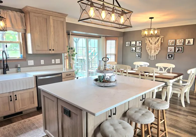Photo 3 of Single family home for sale at 864 Jeflynn Dr, Kouts, IN 46347 | MLS# 845609 | Listing updated on 2026-09-24