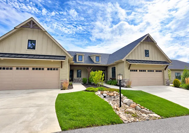 Multi family home for sale at 1916 W Woodglen Cir, Valparaiso, IN 46383 | MLS# 845738