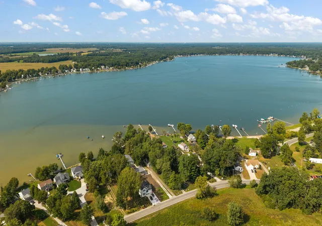 Photo 4 of Single family home for sale at 6047 S State Rd 10, Knox, IN 46534 | MLS# 845763 | Listing updated on 2026-09-23