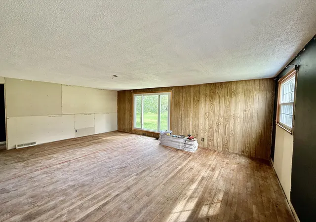 Photo 2 of Single family home for sale at 203 E Maple, Medaryville, IN 47957 | MLS# 845636 | Listing updated on 2026-09-20