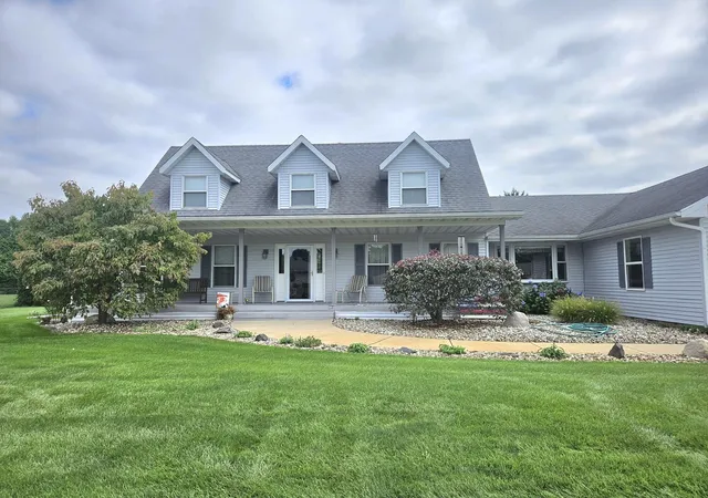 Photo 2 of Single family home for sale at 2763 S Nowak Dr, La Porte, IN 46350 | MLS# 845674 | Listing updated on 2026-09-21