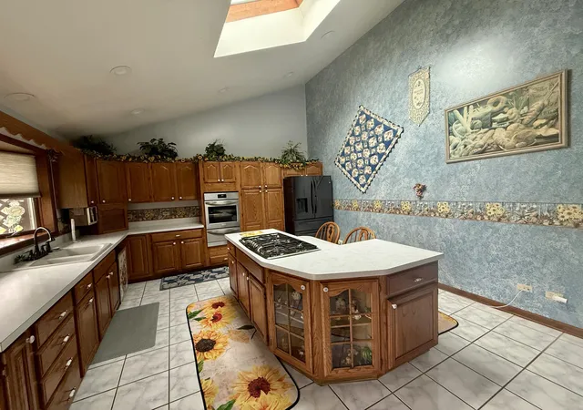 Photo 4 of Single family home for sale at 1401 Capri Ln, Dyer, IN 46311 | MLS# 845666 | Listing updated on 2026-09-21