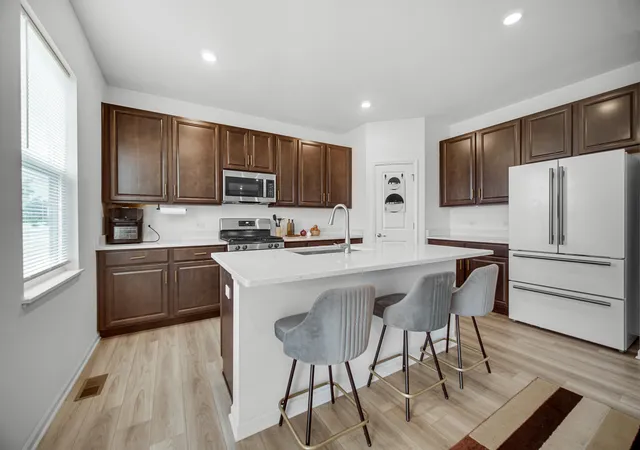 Photo 3 of Single family home for sale at 6582 Abbey Ave, Portage, IN 46368 | MLS# 845650 | Listing updated on 2026-09-20