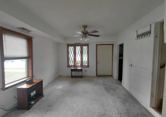 Photo 3 of Single family home for sale at 219 S Broad St, Griffith, IN 46319 | MLS# 845658 | Listing updated on 2026-09-21
