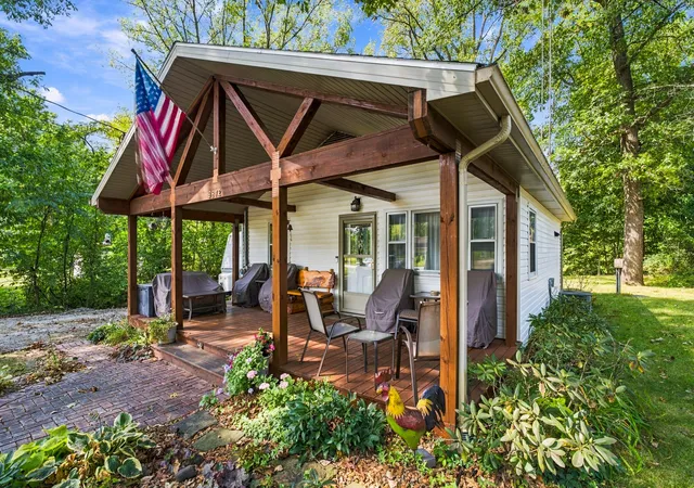 Photo 2 of Single family home for sale at 3812 E Forest Lodge, Monticello, IN 47960 | MLS# 845813 | Listing updated on 2026-09-24