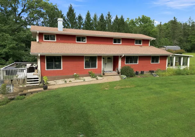 Photo 1 of Single family home for sale at 3125 Austria Ct, Valparaiso, IN 46383 | MLS# 846400 | Listing updated on 2026-10-08