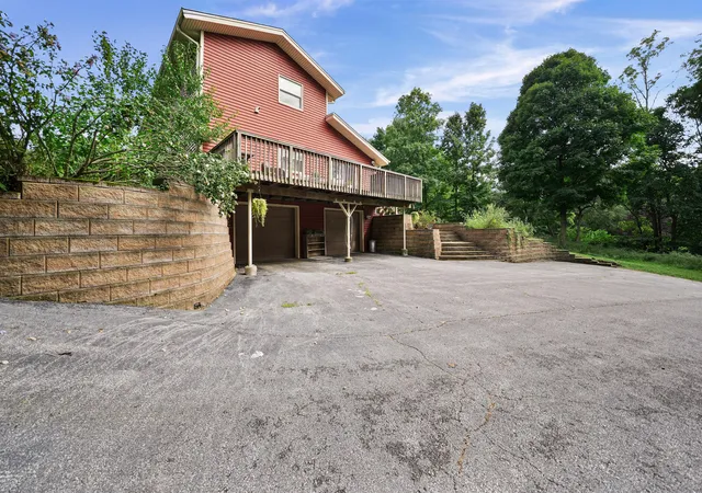 Photo 3 of Single family home for sale at 3125 Austria Ct, Valparaiso, IN 46383 | MLS# 846400 | Listing updated on 2026-10-08