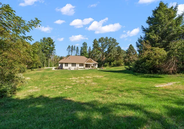Photo 3 of Single family home for sale at 363 Ridgeview Dr, Chesterton, IN 46304 | MLS# 846121 | Listing updated on 2026-10-01