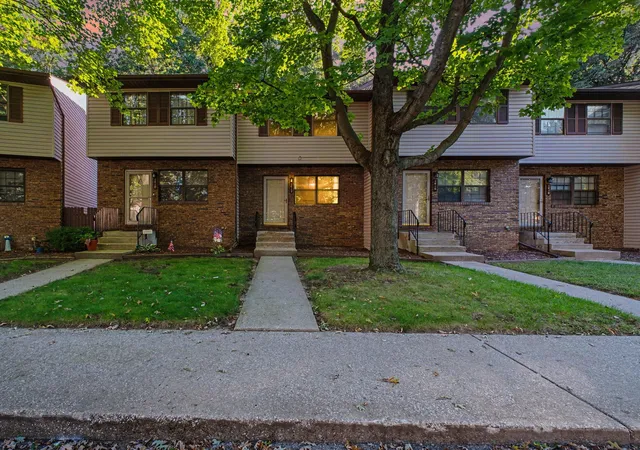 Photo 1 of Sale Pending at 1412 Larain Dr, Michigan City, IN 46360 | MLS# 846080 | Listing updated on 2026-10-02