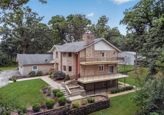 Photo 2 of Single family home for sale at 80 N 600 West, Valparaiso, IN 46385 | MLS# 845776 | Listing updated on 2026-09-23