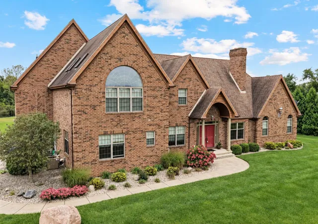 Photo 1 of Single family home for sale at 1137 N 475 East, Chesterton, IN 46304 | MLS# 846577 | Listing updated on 2026-10-09