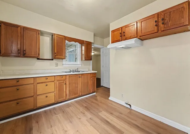 Photo 4 of Single family home for sale at 860 Louisiana St, Gary, IN 46402 | MLS# 845699 | Listing updated on 2026-09-21