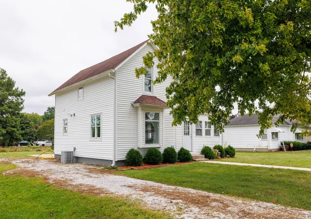 Photo 34 of Single family home for sale at 501 N Newton St, Goodland, IN 47948 | MLS# 845693 | Listing updated on 2026-09-21
