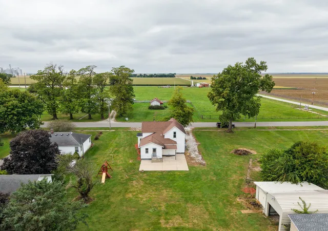 Photo 3 of Single family home for sale at 501 N Newton St, Goodland, IN 47948 | MLS# 845693 | Listing updated on 2026-09-21