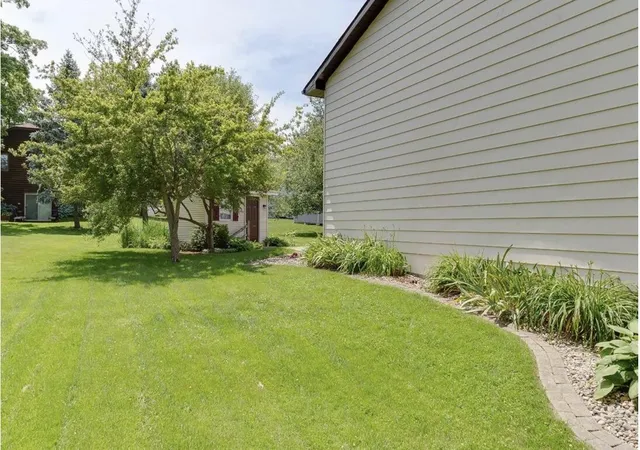 Photo 4 of Single family home for sale at 3617 Kingsway Dr, Crown Point, IN 46307 | MLS# 845718 | Listing updated on 2026-09-22