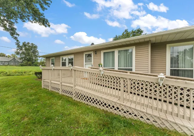 Photo 3 of Sale Pending at 7480 Madison St, Merrillville, IN 46410 | MLS# 845695 | Listing updated on 2026-09-24