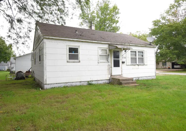 Photo 3 of Sale Pending at 730 E Leopold Dr, Rensselaer, IN 47978 | MLS# 845787 | Listing updated on 2026-10-04