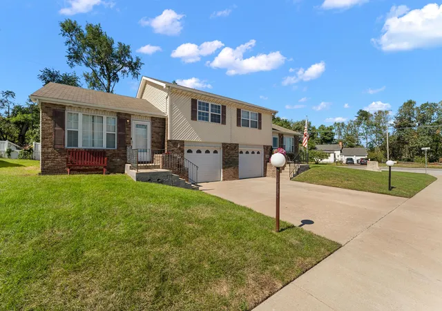 Photo 3 of Multi family home for sale at 2148 50 Freedom St, Portage, IN 46368 | MLS# 845828 | Listing updated on 2026-09-27