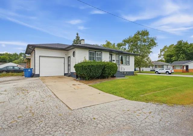 Photo 2 of Single family home for sale at 5101 Vermont St, Gary, IN 46409 | MLS# 845852 | Listing updated on 2026-09-24