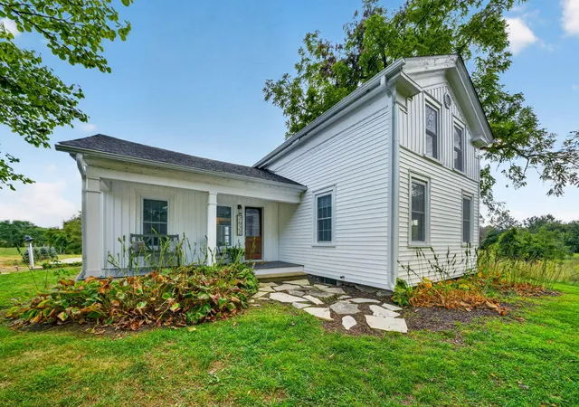 Single family home for sale at 2622 E 850 North, La Porte, IN 46350 | MLS# 845733