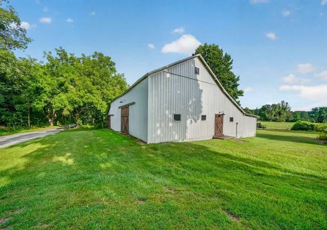 Photo 4 of Single family home for sale at 2622 E 850 North, La Porte, IN 46350 | MLS# 845733 | Listing updated on 2026-09-22