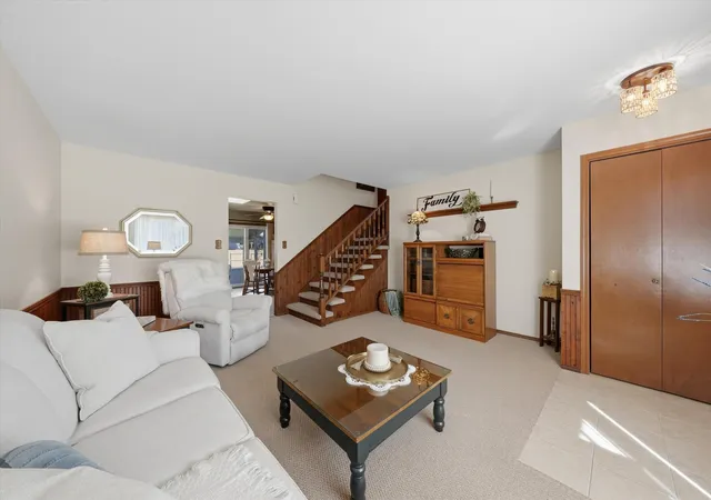 Photo 4 of Single family home for sale at 818 N Ernest St, Griffith, IN 46319 | MLS# 846301 | Listing updated on 2026-10-03