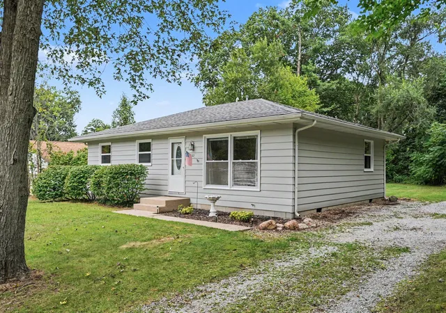 Photo 1 of Single family home for sale at 105 Hummingbird Dr, Trail Creek, IN 46360 | MLS# 845843 | Listing updated on 2026-09-24