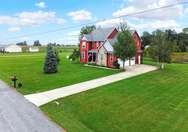 Photo 3 of Single family home for sale at 749 S 450 East, Kouts, IN 46347 | MLS# 845799 | Listing updated on 2026-09-24