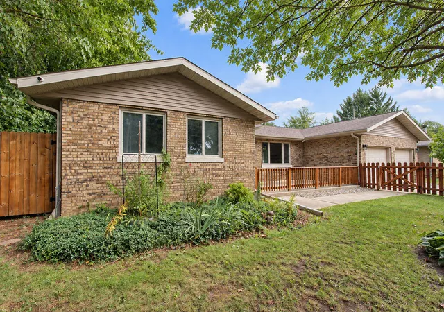 Photo 3 of Single family home for sale at 955 W 200 North, La Porte, IN 46350 | MLS# 845765 | Listing updated on 2026-09-23