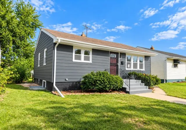 Photo 1 of Single family home for sale at 629 Hamlin St, Gary, IN 46406 | MLS# 845761 | Listing updated on 2026-09-23