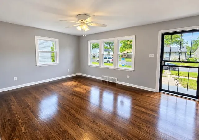 Photo 3 of Single family home for sale at 629 Hamlin St, Gary, IN 46406 | MLS# 845761 | Listing updated on 2026-09-23