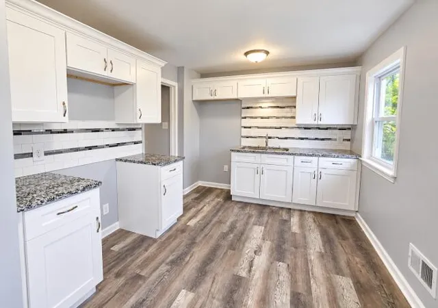 Photo 3 of Single family home for sale at 629 Hamlin St, Gary, IN 46406 | MLS# 845761 | Listing updated on 2026-09-23