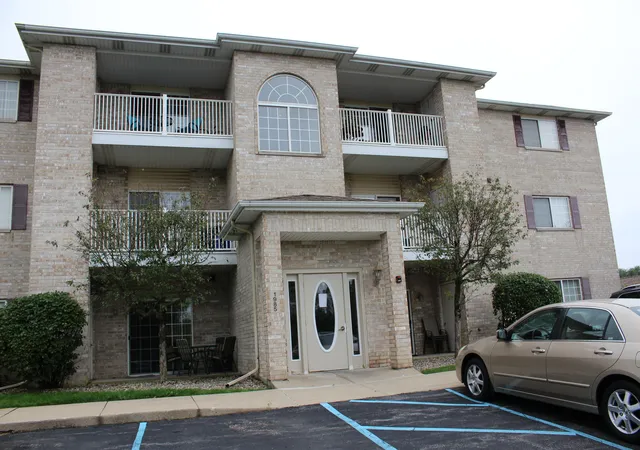 Photo 1 of Condo for sale at 1985 West 75th #27, Merrillville, IN 46410 | MLS# 845804 | Listing updated on 2026-10-03