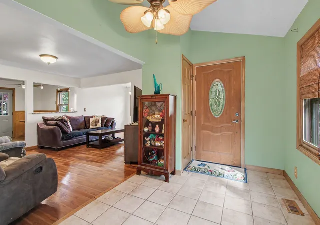 Photo 4 of Single family home for sale at 444 N 450 East, Valparaiso, IN 46383 | MLS# 845999 | Listing updated on 2026-10-02