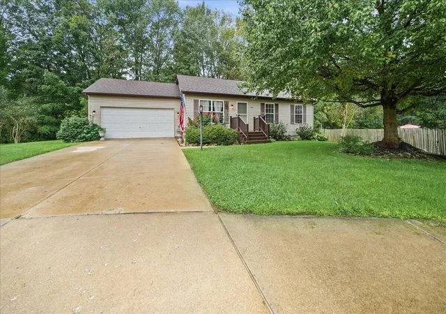 Photo 2 of Sale Pending at 906 Lilly Ct, La Porte, IN 46350 | MLS# 846281 | Listing updated on 2026-10-07