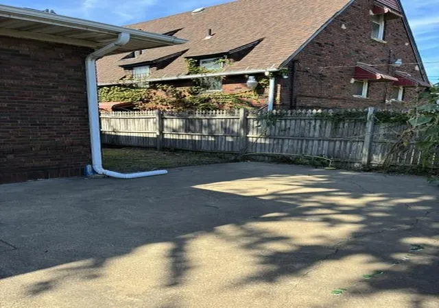 Photo 4 of Single family home for sale at 407 Mckinley St, Gary, IN 46404 | MLS# 846008 | Listing updated on 2026-09-28