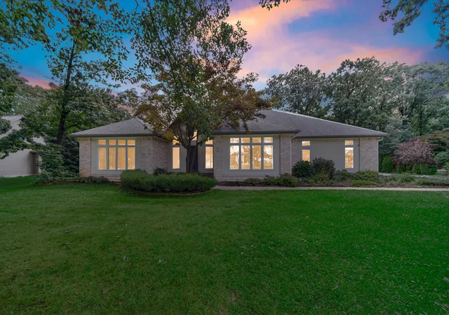 Photo 1 of Single family home for sale at 4733 W 122nd Place, Crown Point, IN 46307 | MLS# 845784 | Listing updated on 2026-09-23
