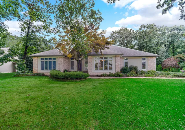 Photo 2 of Single family home for sale at 4733 W 122nd Place, Crown Point, IN 46307 | MLS# 845784 | Listing updated on 2026-09-23