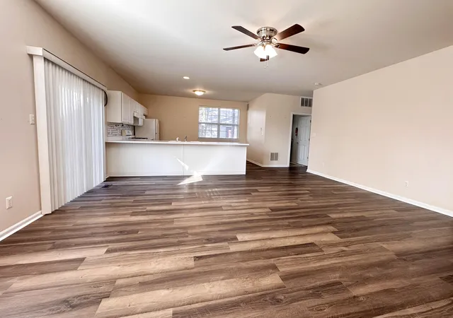 Photo 4 of Townhouse for sale at 1030 Poppyfield Pl, Schererville, IN 46375 | MLS# 846624 | Listing updated on 2026-10-09