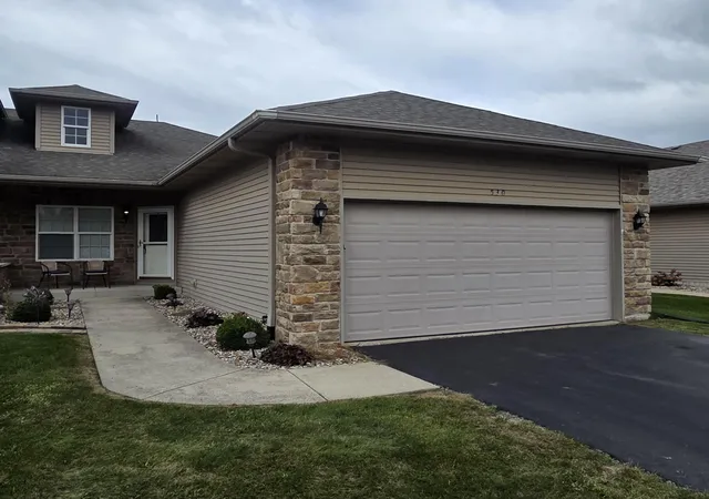Photo 1 of Multi family home for sale at 530 Cochran Dr, Crown Point, IN 46307 | MLS# 845810 | Listing updated on 2026-09-24