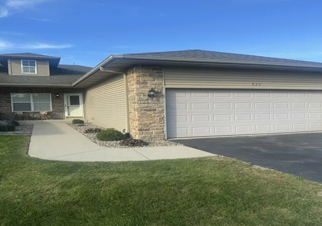 Photo 1 of Multi family home for sale at 530 Cochran Dr, Crown Point, IN 46307 | MLS# 845810 | Listing updated on 2026-10-05