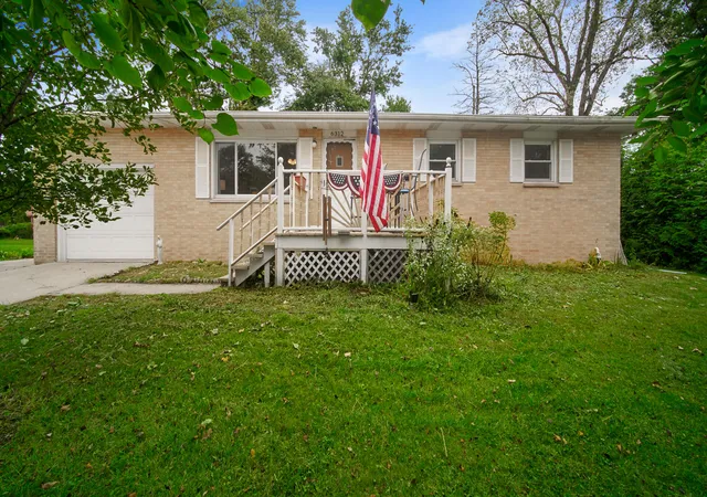 Photo 1 of Single family home for sale at 6312 Lakewood Ave, Portage, IN 46368 | MLS# 845956 | Listing updated on 2026-09-28