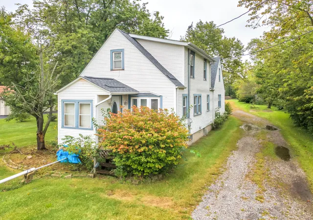 Photo 2 of Sale Pending at 14115 Wicker Ave, Cedar Lake, IN 46303 | MLS# 845812 | Listing updated on 2026-10-02